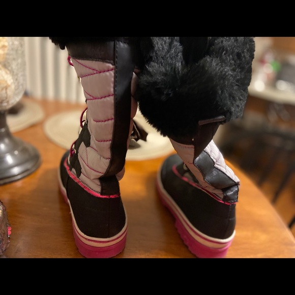 SOLD - Picture 3 of 7